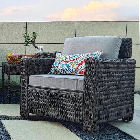 JMGBird indoor-outdoor paisley decor complements modern and traditional spaces