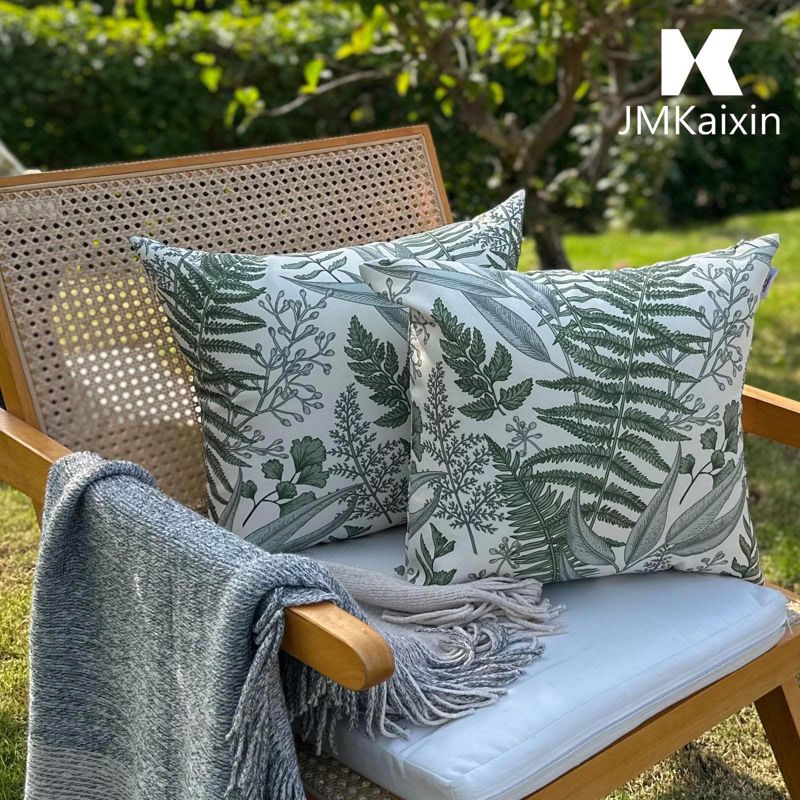 JMKaixin compact lightweight pillows for easy relocation.