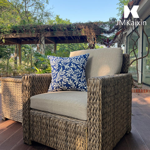 JMKaixin retro design adds a stylish upgrade to patio decor.