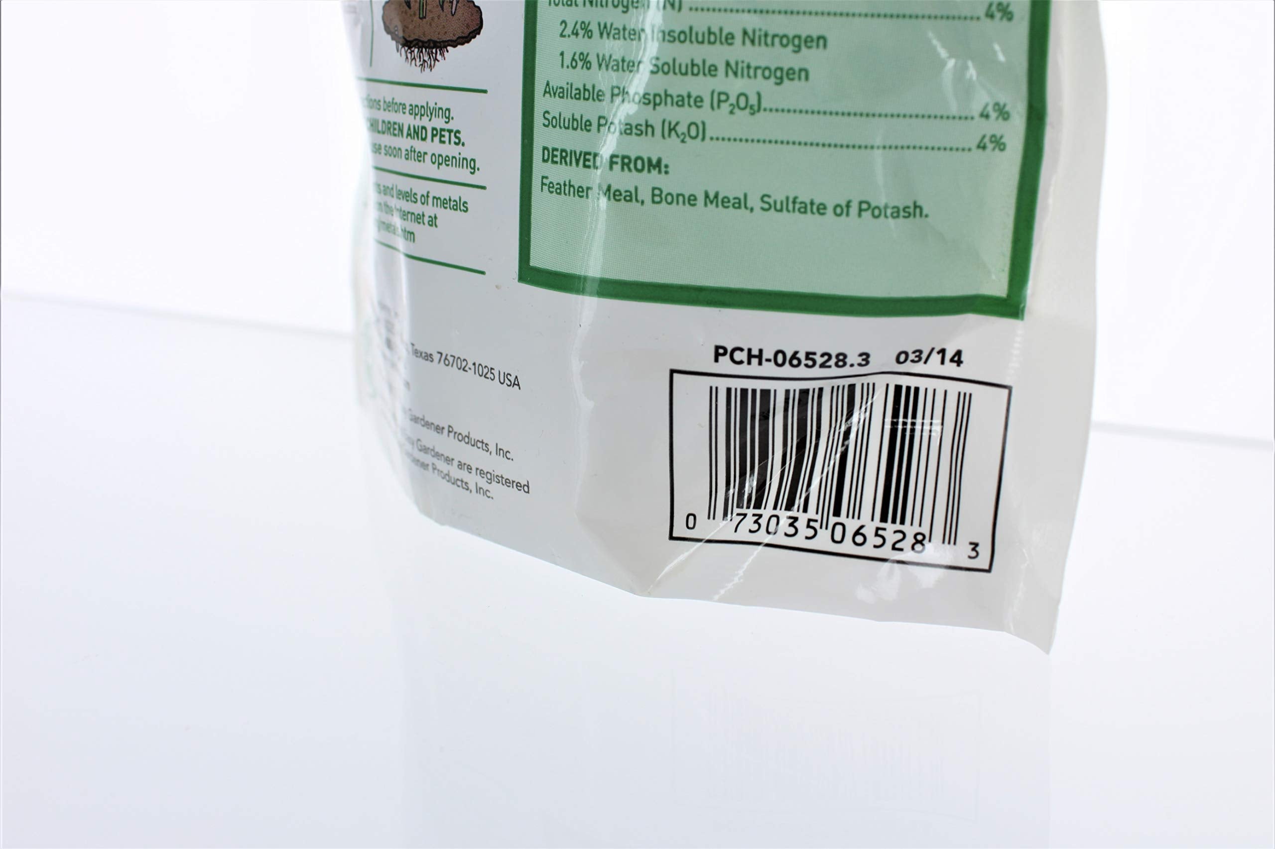 No-mess application with Jobes spikes simplifies feeding for container gardens.