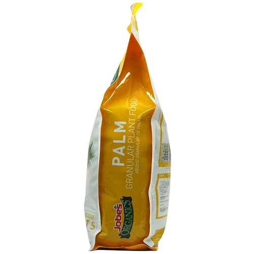 Jobe's Organics organic fertilizer grains close-up, showing 4-2-4 nutrients for vibrant growth.
