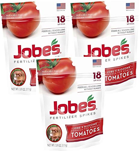 Jobe's Organics tomato fertilizer spikes for easy root feeding and steady growth