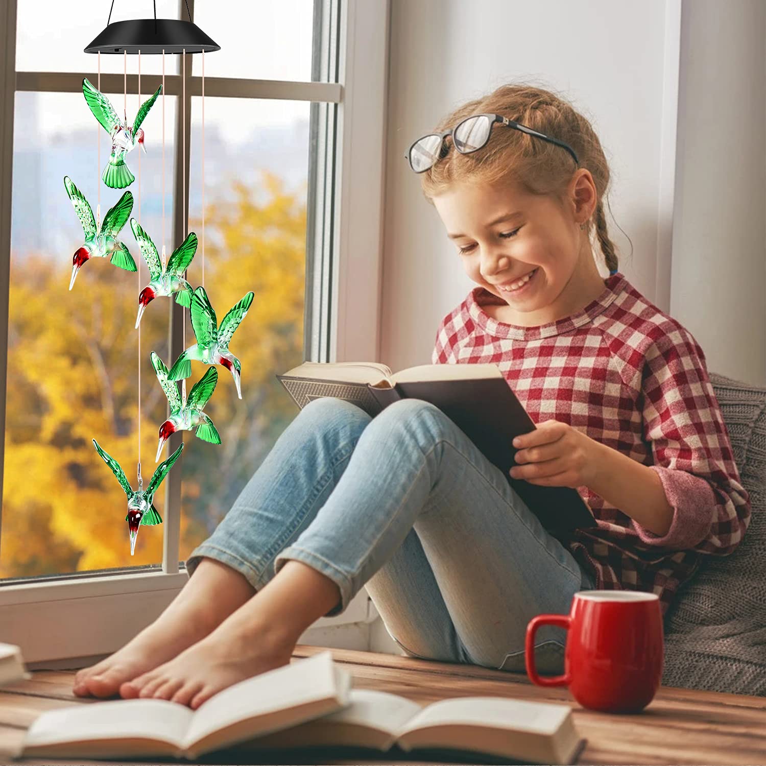 Jobosi solar-powered garden decor creates a tranquil, luminous centerpiece.