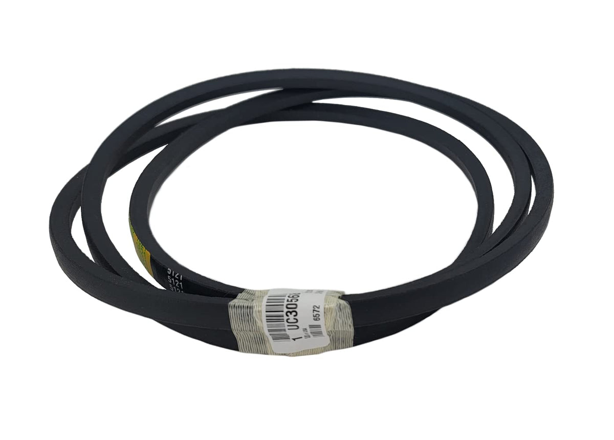John Deere GX20006 flat belt outer view shows precise hydro transmission fit.
