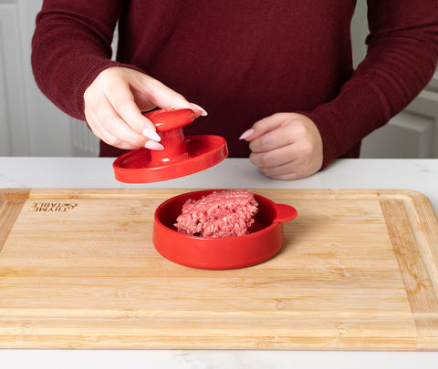 Joie burger press uses BPA-free LFGB-approved materials for safe kitchen use.