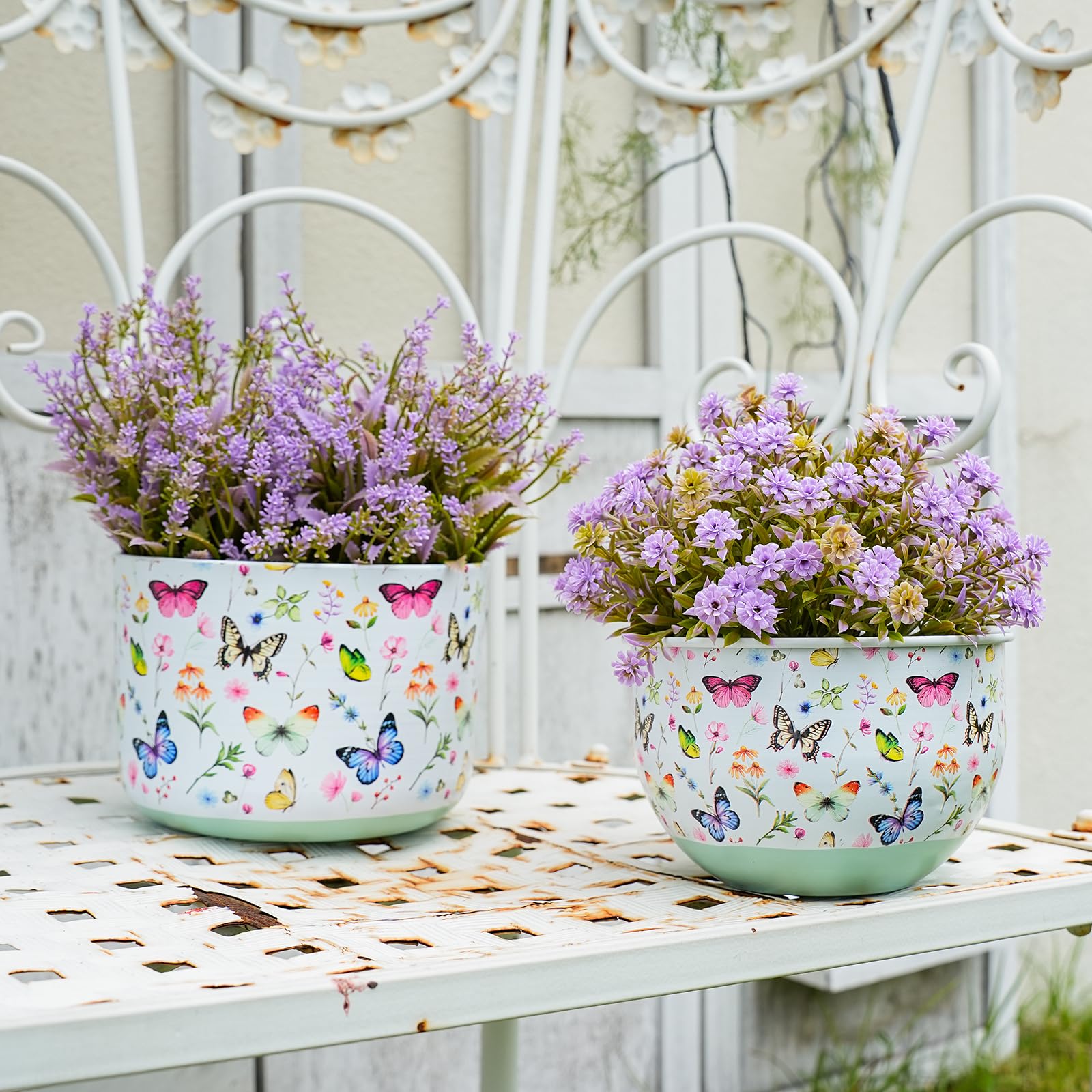 Joint Honglin bee planter medium wide view perfect for balcony gardening.