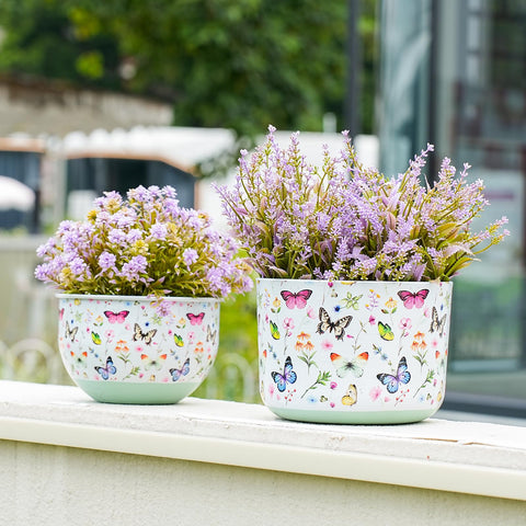 Joint Honglin metal planters indoor-outdoor versatile décor for living spaces.