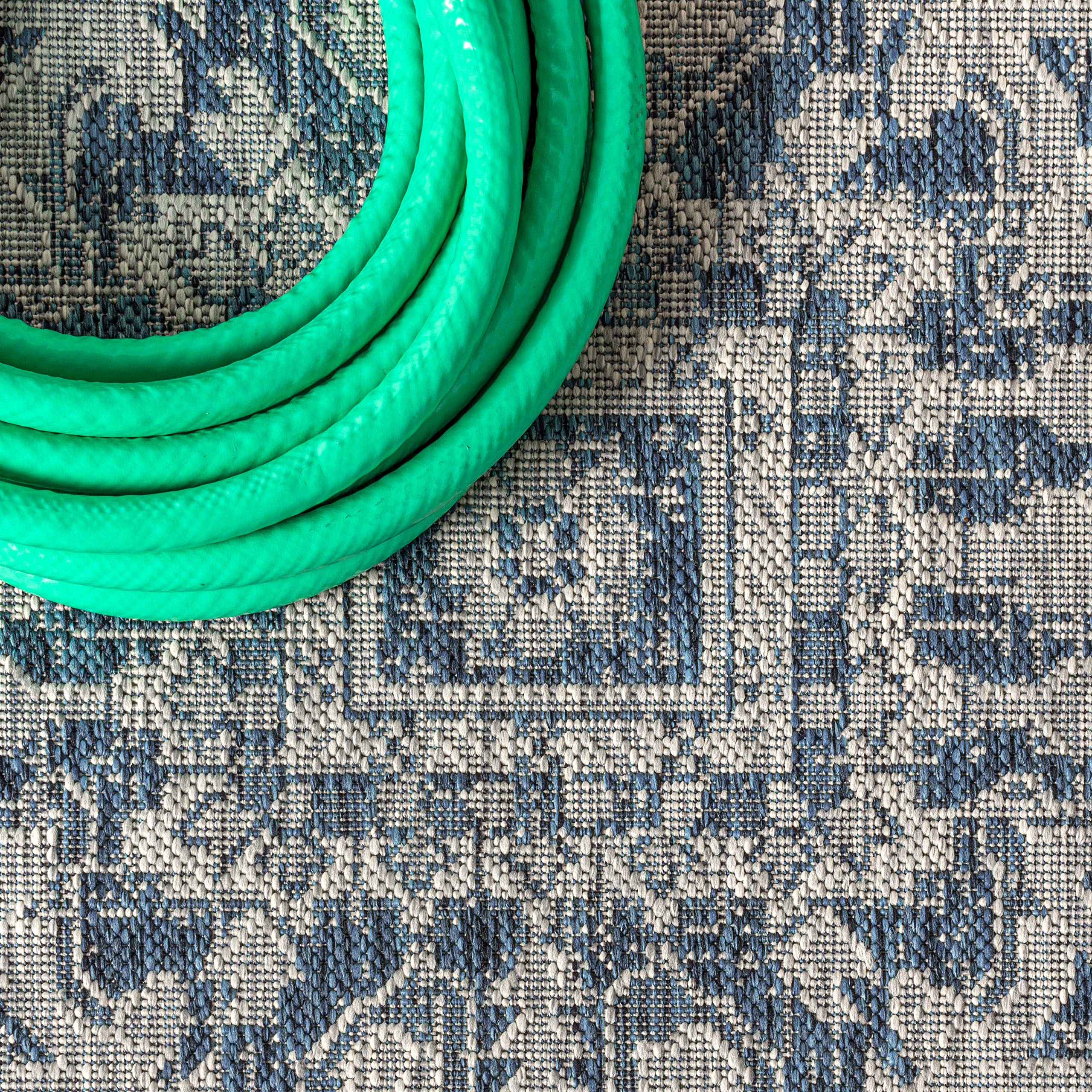 Jonathan Y easy-clean surface supports quick cleanup after outdoor spills