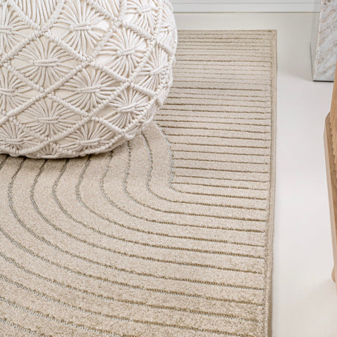 JONATHAN Y Hallie rug offers easy-clean maintenance for busy spaces
