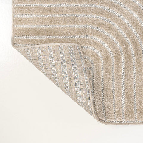JONATHAN Y Hallie rug suits pet-friendly homes with resistant polypropylene fibers