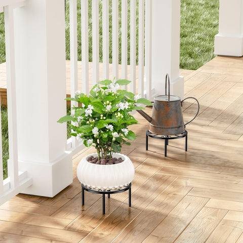 Josmimic rust-resistant coating protects indoor and outdoor placement.