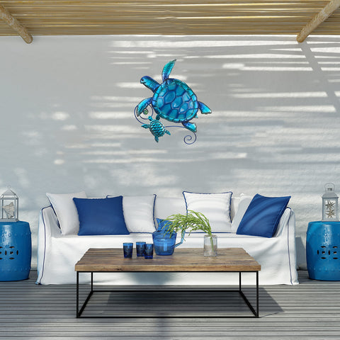 JOYBEE HOME&GARDEN stained glass sea turtle decoration catches light and creates colorful accents.