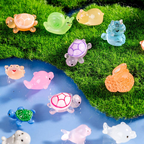 Jrootouh sheep figurine miniature brings whimsy to mini landscapes.