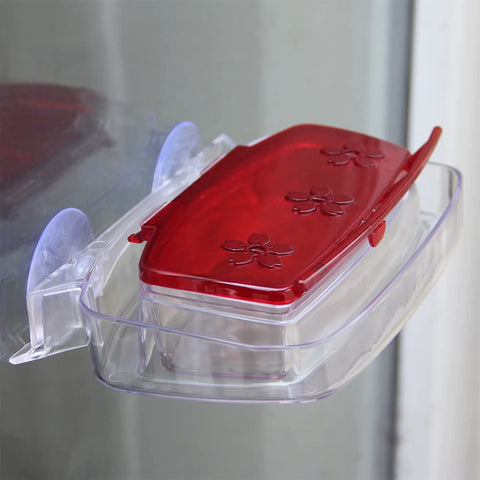 Juegoal suction cup mount keeps feeder secure on windows or tiles.