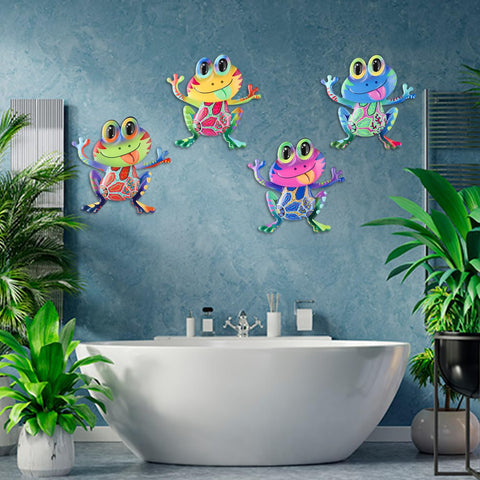 Junware metal frog wall decor back hook demonstrates easy hanging and instant setup