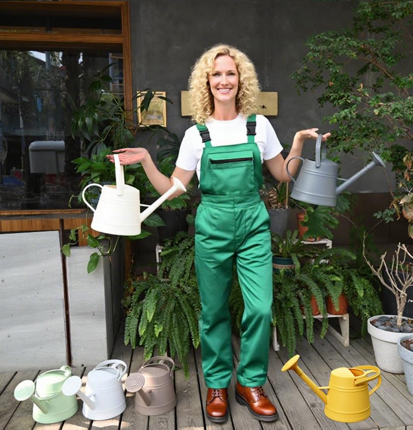 JUSUFU sturdy lightweight watering can for everyday use