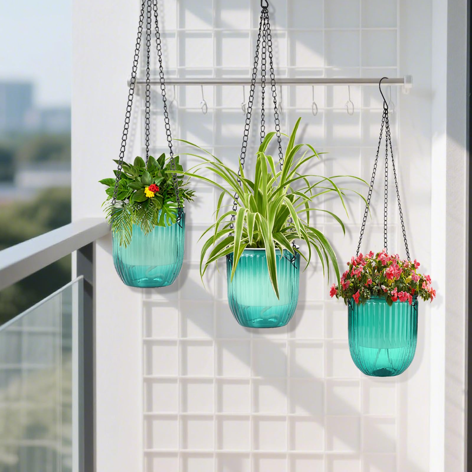 JxyHauteresce durable plastic hanging planter designed for longevity.