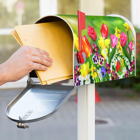 JYKCUL durable outdoor mailbox cover for year-round use.