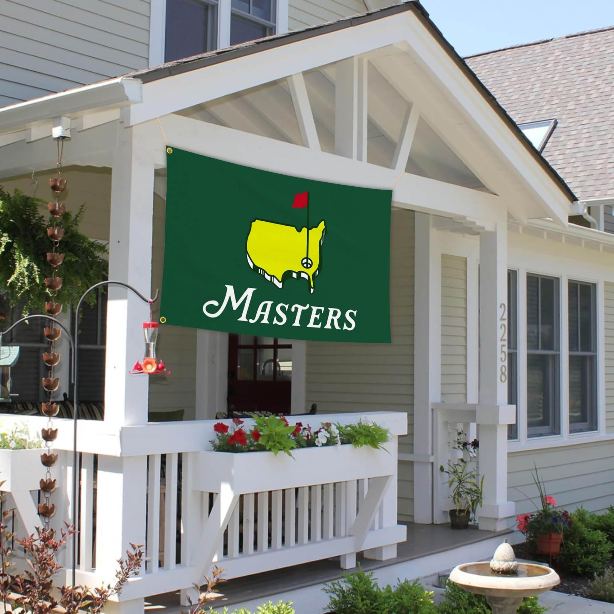 JZYIZYU Golf Flag makes a fun gifting idea for golf lovers