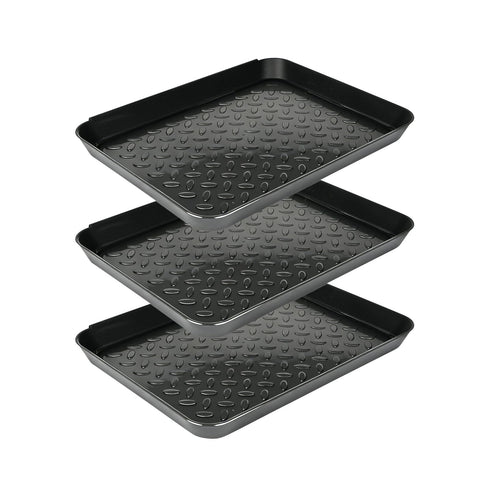 Kabquluz boot tray at entryway catching mud to protect floors.