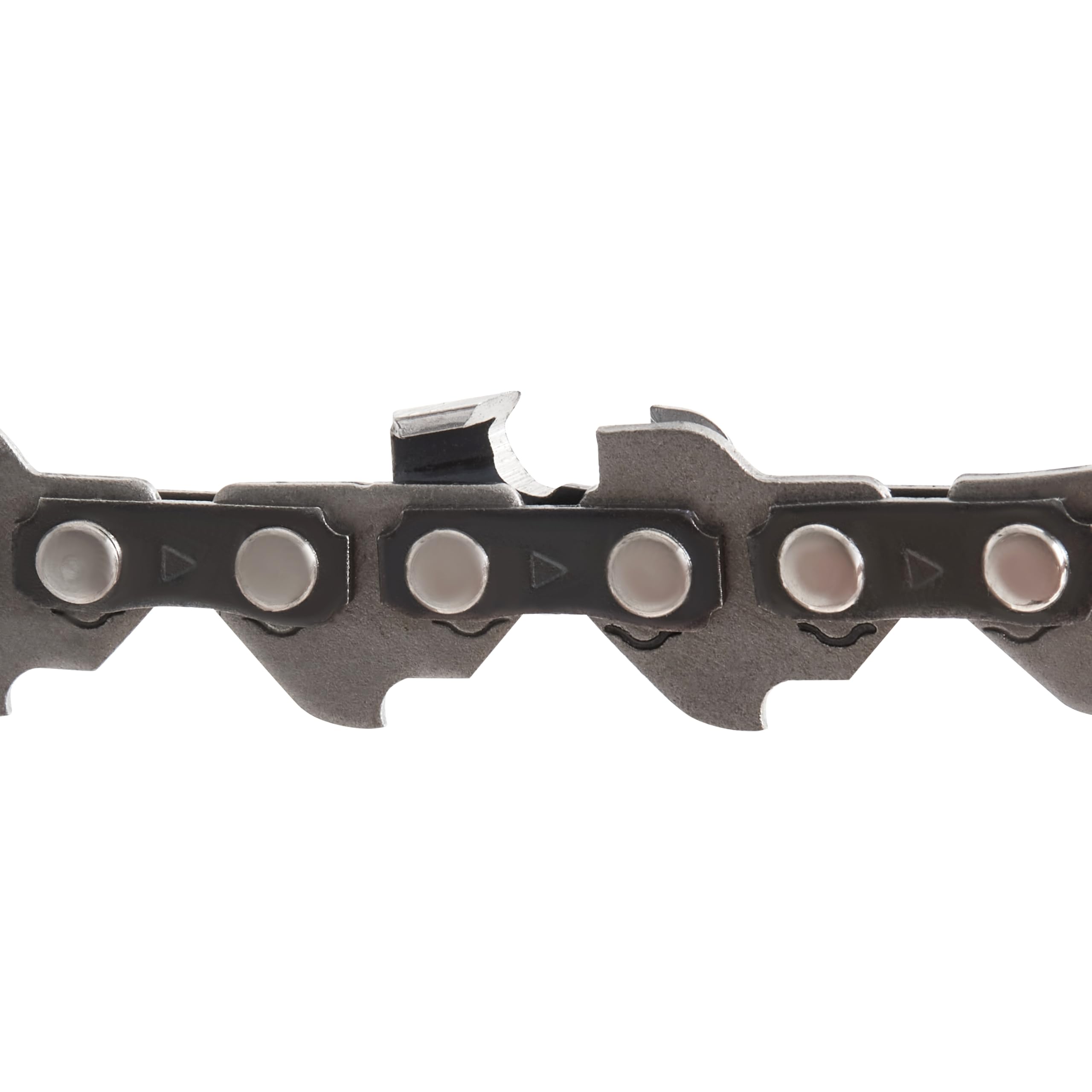 Low kickback design from KAKEI reduces kickback risk during pruning.