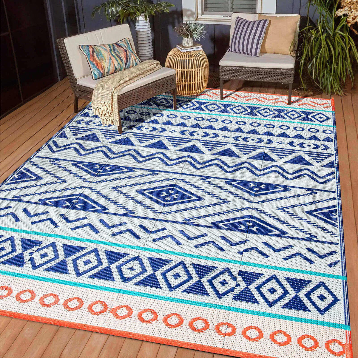 Kalafun outdoor rug 5x8 with plastic straw texture for patios and decks.