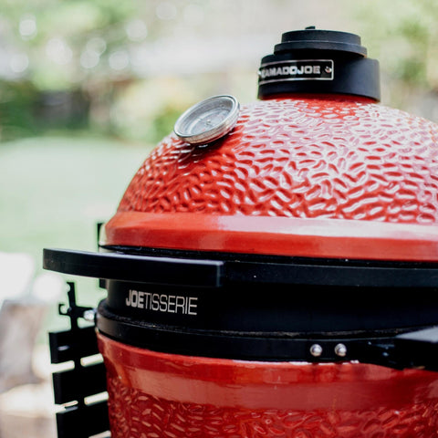 Kamado Joe Joetisserie balanced-rotation preserves juices.