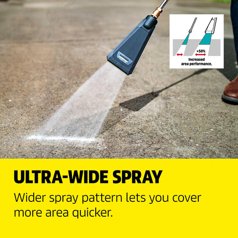 Kärcher eco!Booster in-use on car surface safely removing dirt.