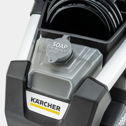 Kärcher K1700B turbo nozzle in action delivering strong cleaning power