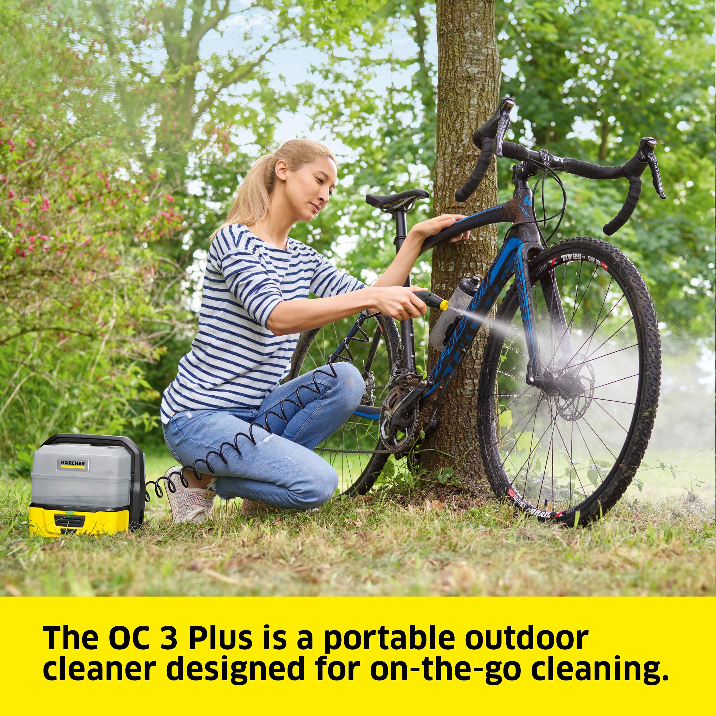 Kärcher OC 3 Plus battery compartment highlighting cordless use.