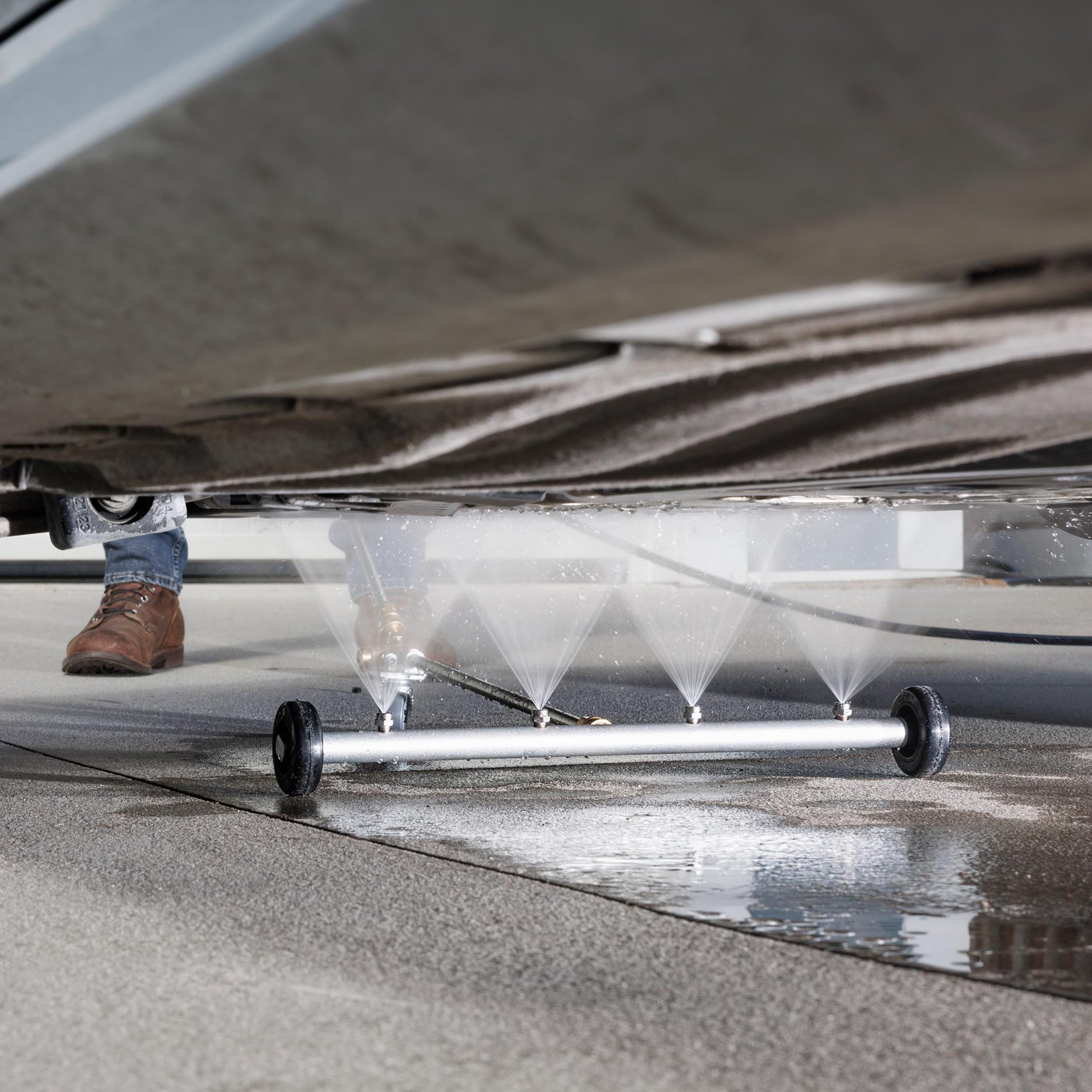 Kärcher undercarriage cleaner kit cleaning the vehicle underside removing grime