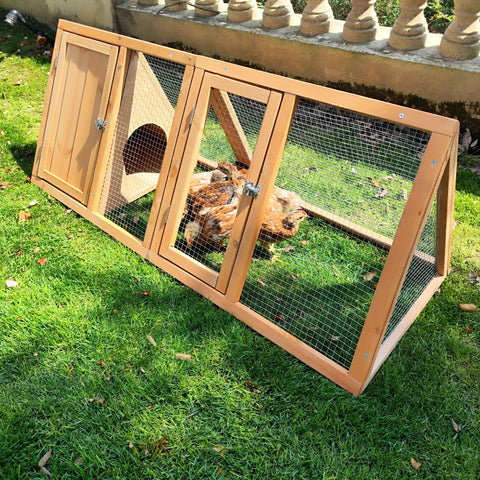 Kecreque rabbit hutch front view, sturdy outdoor coop for the garden.