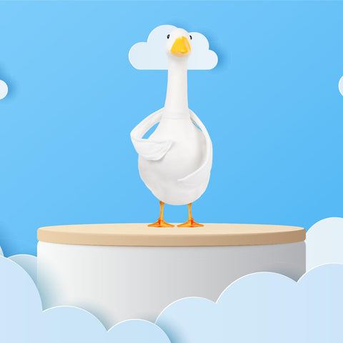 Pure white Kedaijin goose wings match outfits across seasons.