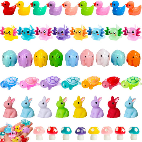 Kelfendeko mini resin ducks for fairy gardens and playful display.