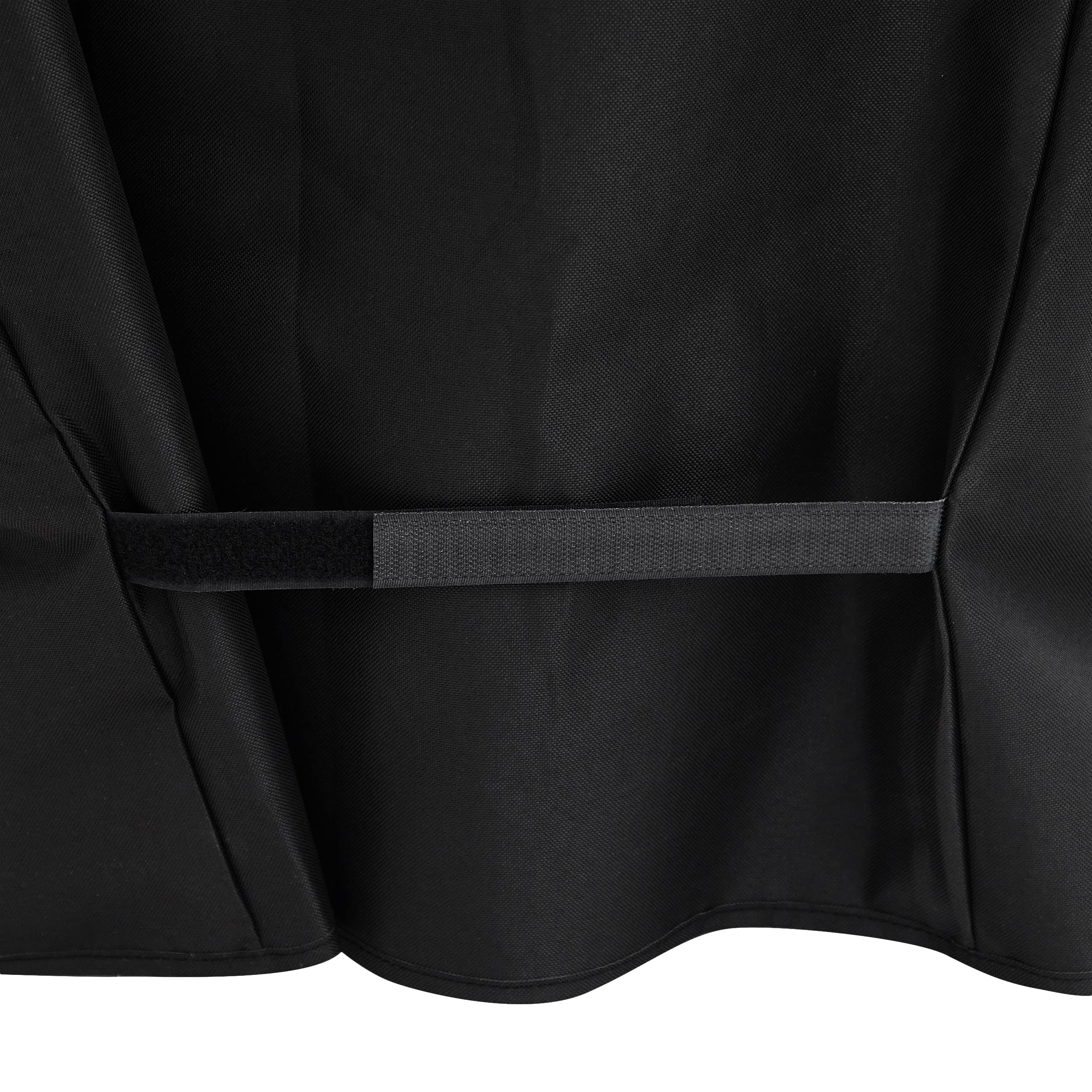 Kenmore 33-inch grill cover protects against dust and debris between uses.