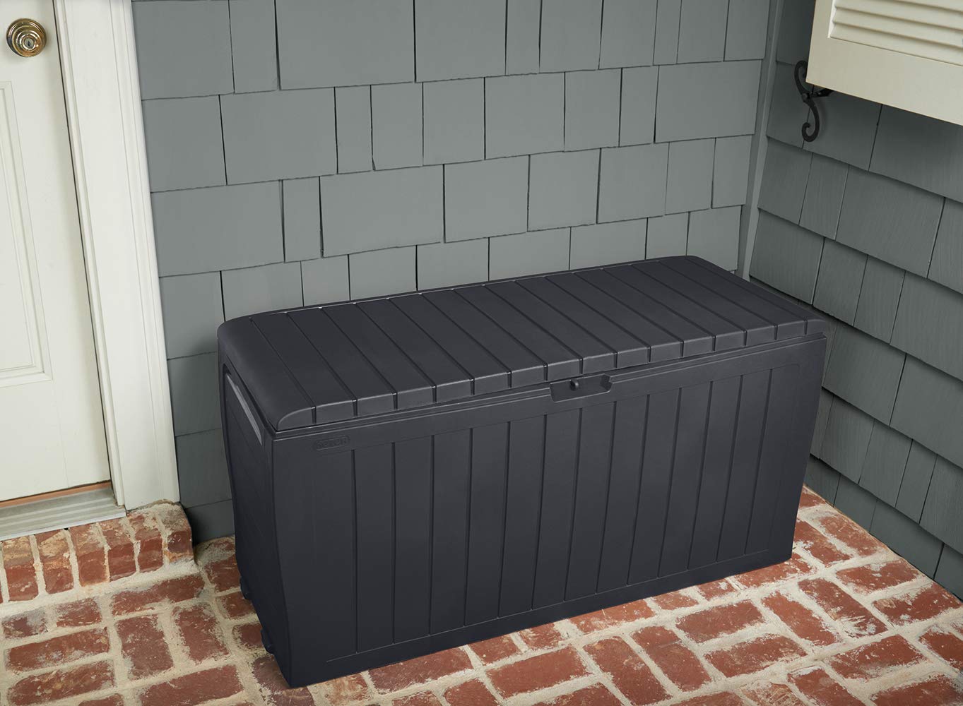 Keter Marvel Plus exterior wood-look texture adds style