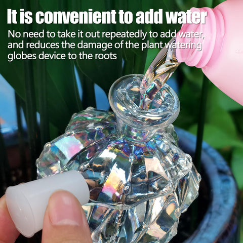 KGCCIZI self-watering insert with top hole design protects roots and simplifies refilling.