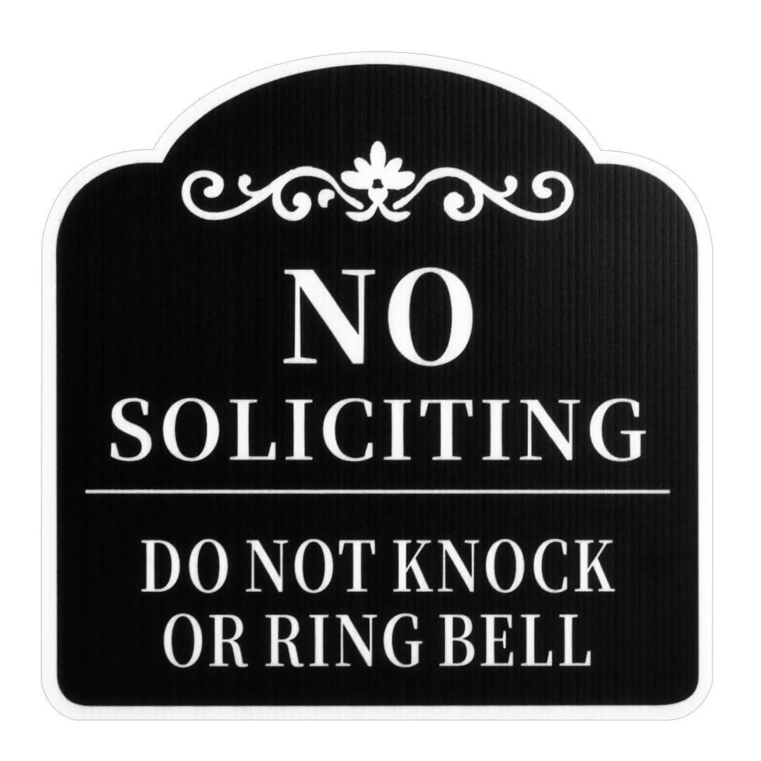 Kichwit 2-pack yard sign set provides flexible placement options.