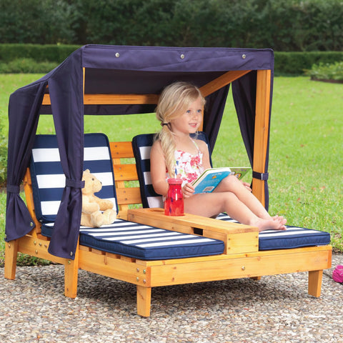 KidKraft three-sided canopy provides sun protection on bright days.