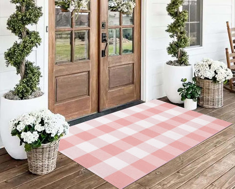 KIhipIoe washable cotton rug for dining room simplifies cleaning after family meals.