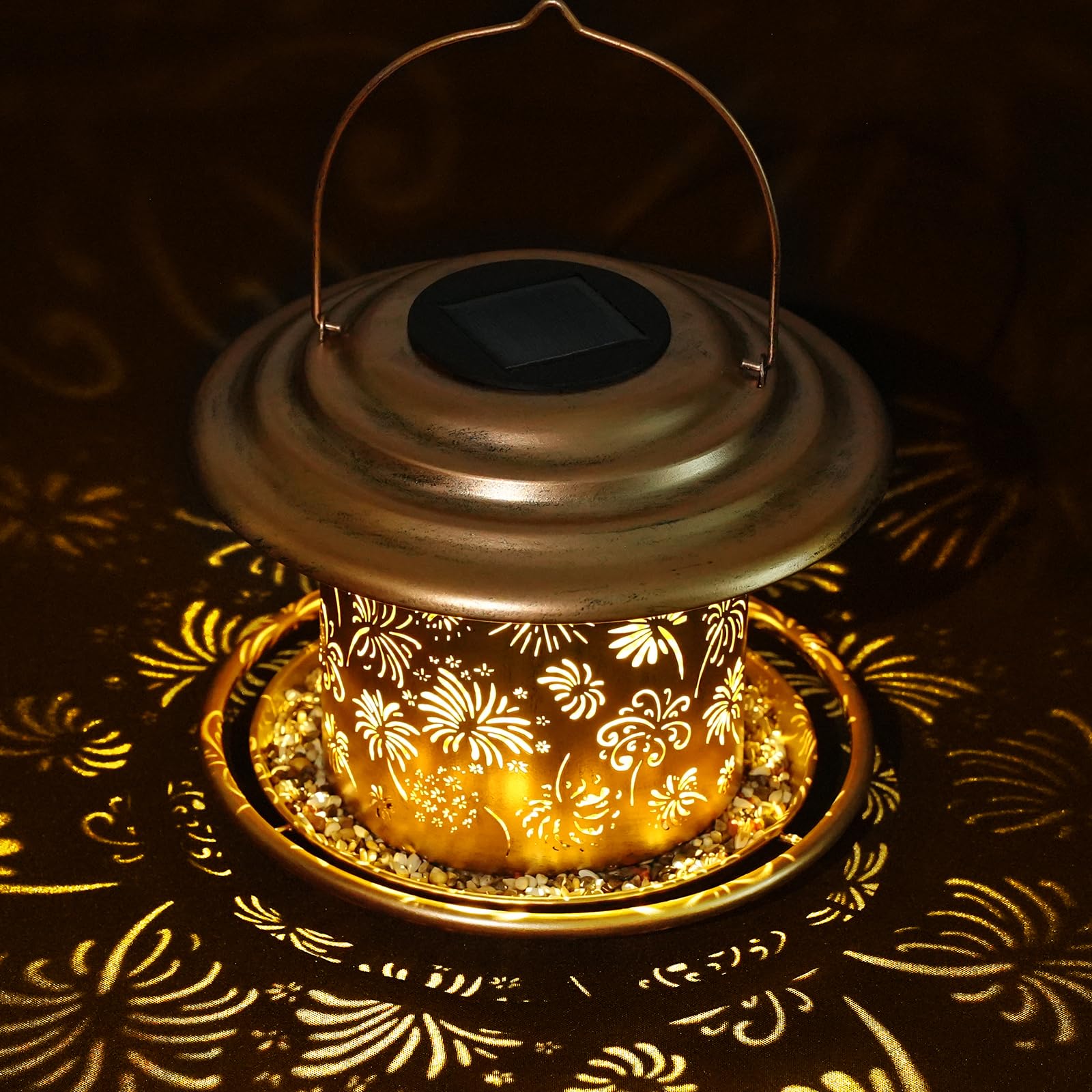 KIMERSE flowers-pattern bird feeder attracting birds with floral details