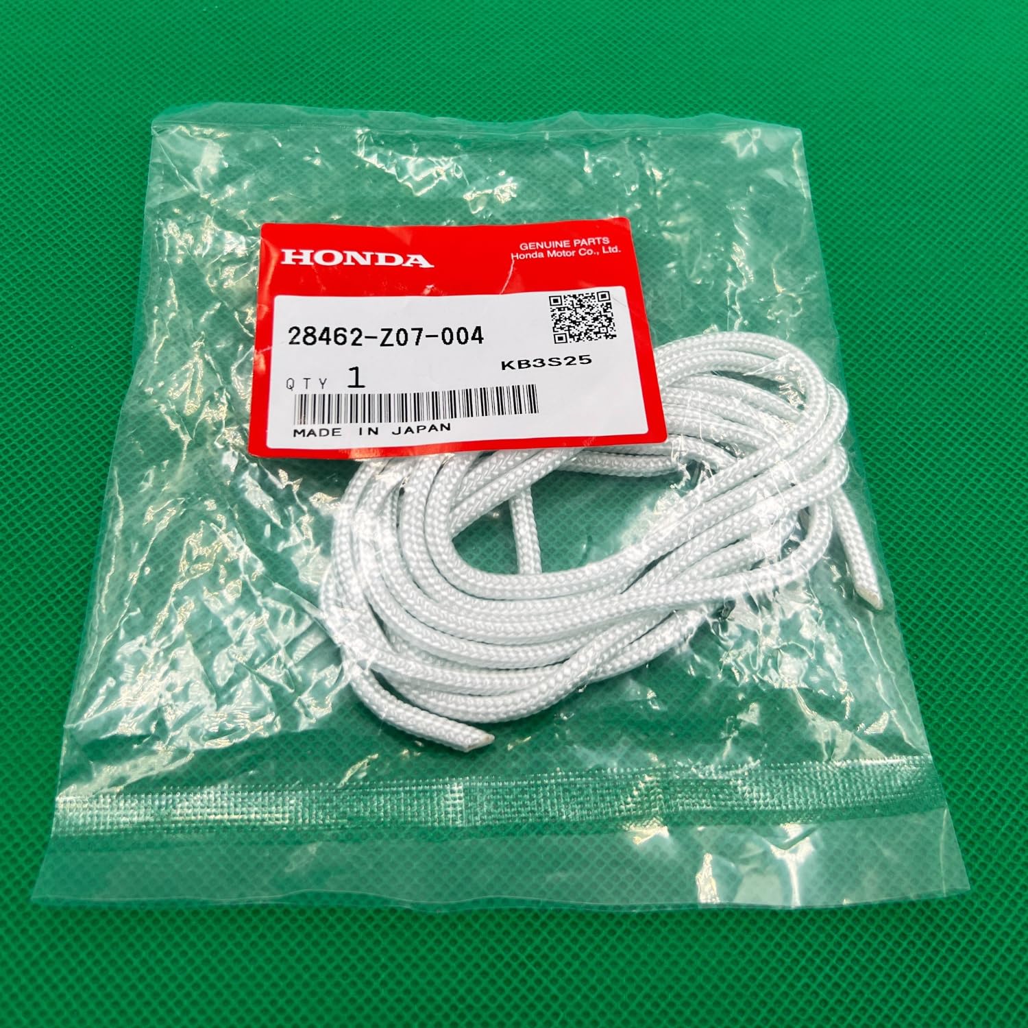 KINDZA 28462-Z07-004 starter rope close-up with durable braided construction.