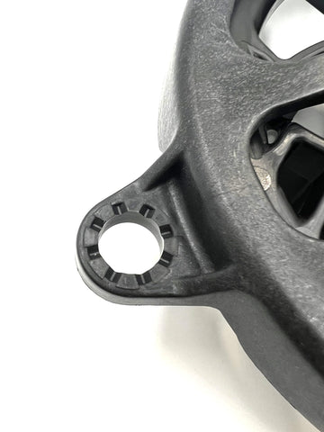 Kindza assembly close-up revealing precise linkage for smooth starts.