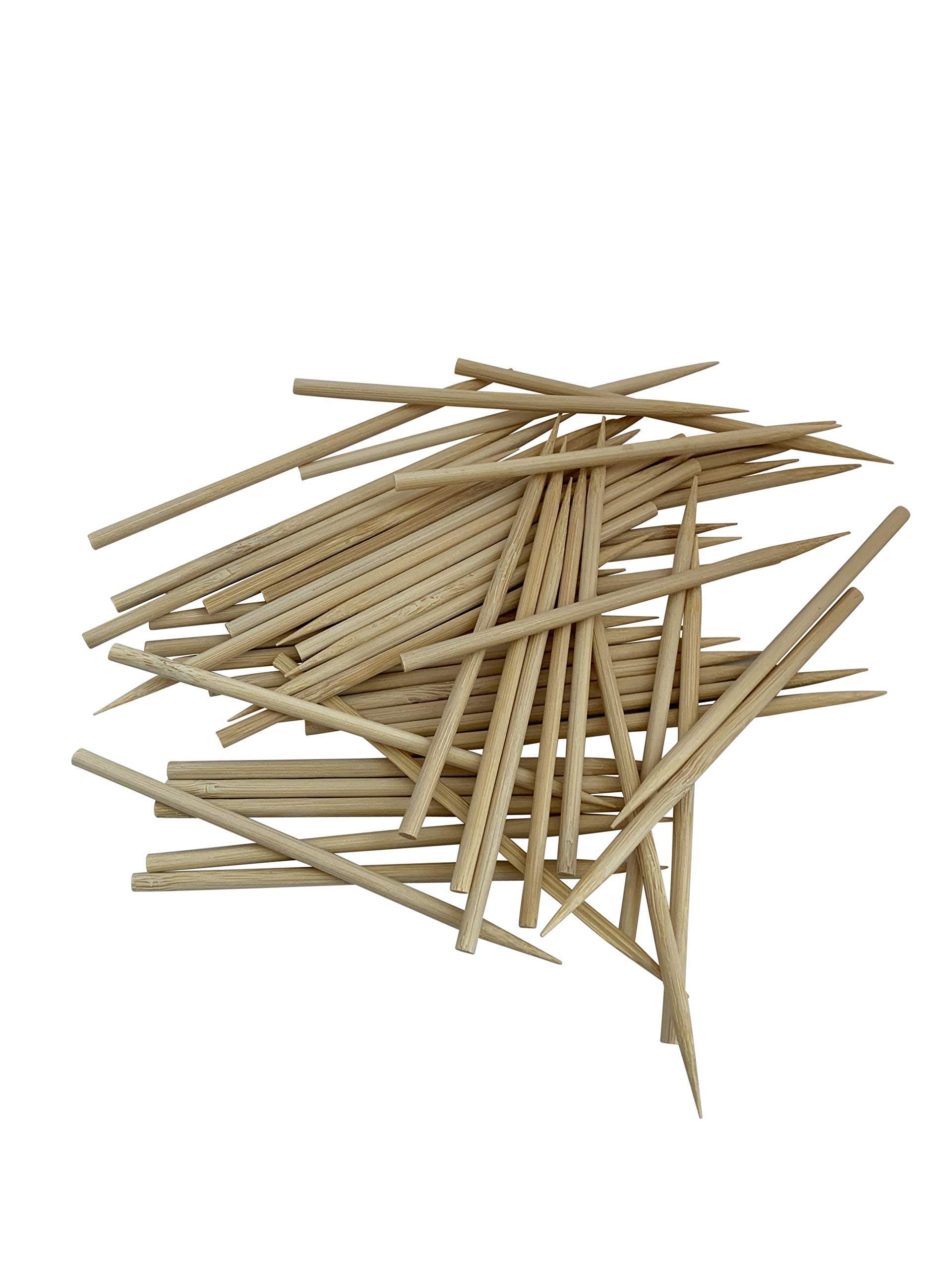 KingSeal retail pack of 200 bamboo skewers, ideal for backyard gatherings.
