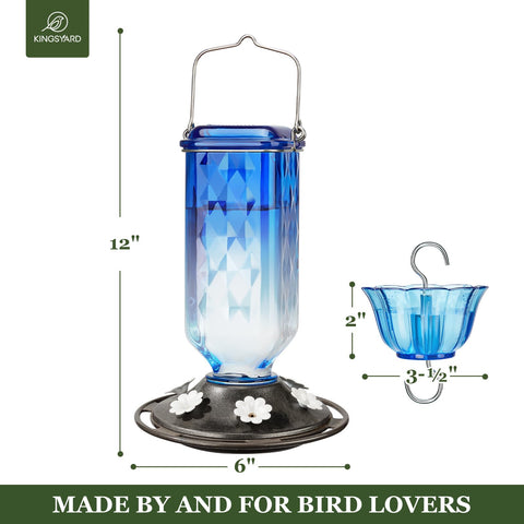 Kingsyard feeder has a wide mouth for easy filling and cleaning.
