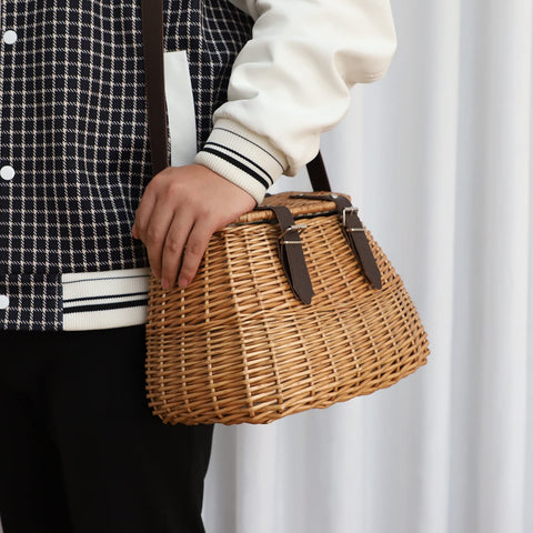 KINGWILLOW multi-use basket suitable for picnics, shopping, or gift-giving