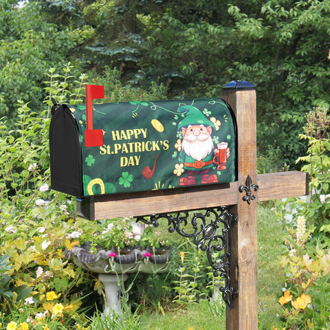 KIOYTLIK St. Patrick's Day mailbox cover side view showcases festive detail