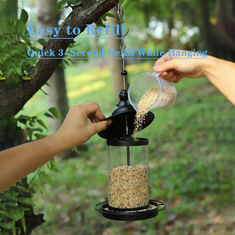 Seven drainage holes keep the tray dry and minimize waste.