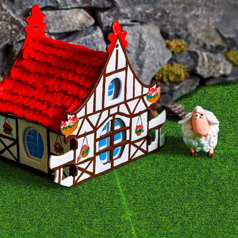 KISEER cut-to-shape grass for flexible miniature garden design.