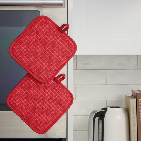 KitchenAid Gourmet Gridlines pot holder 8x8 size in two-pack configuration.